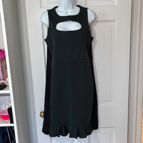 Missoni Dresses & Skirts - Missoni Dark Green Sleeveless Mini Dress L